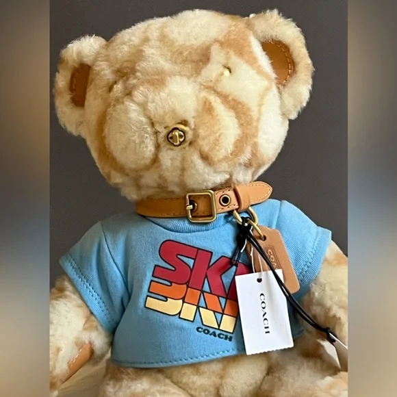 C7059 - Coach Ski Bear Collectible in Signature Shearling - Picture 2 of 9